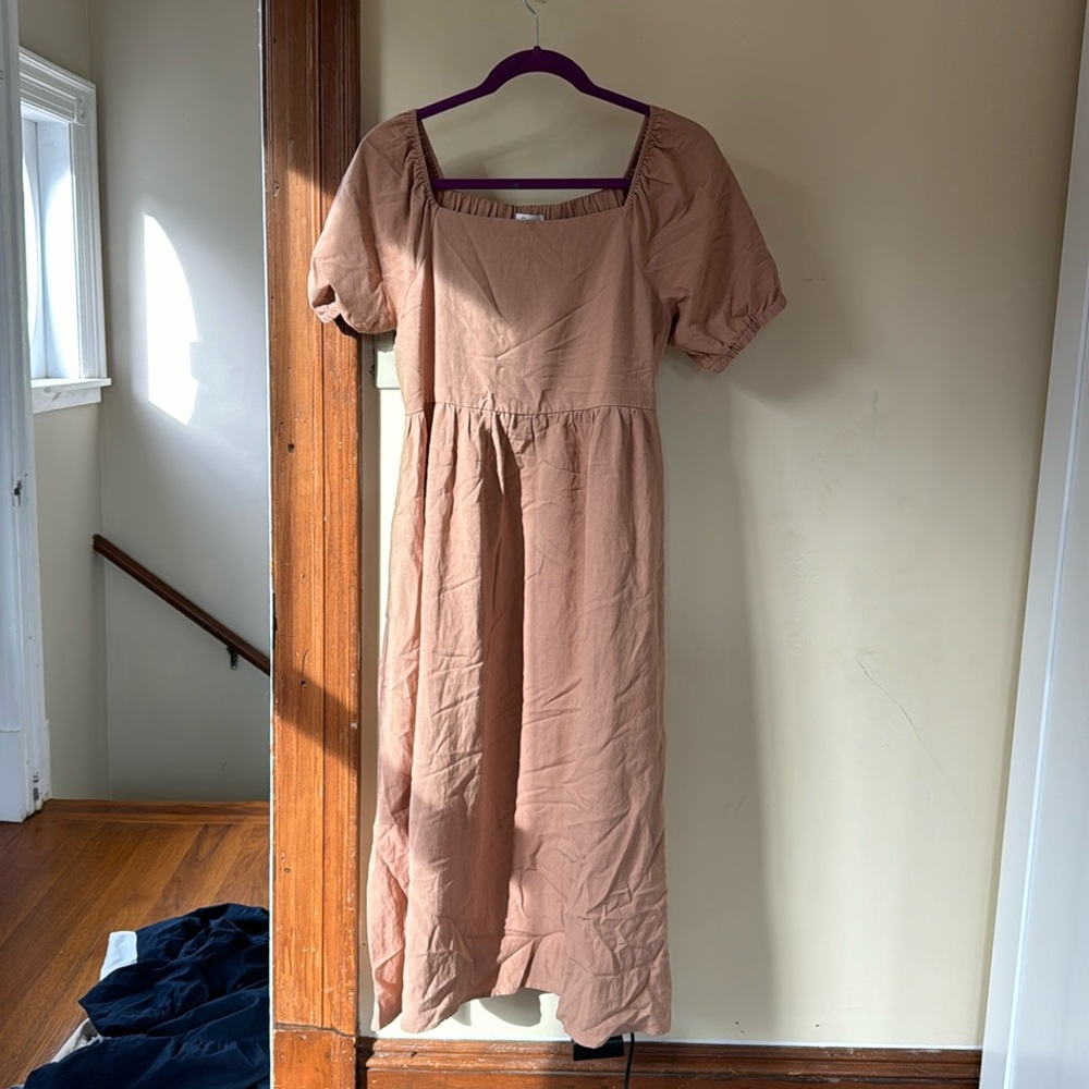 Neuflora Midi Dress